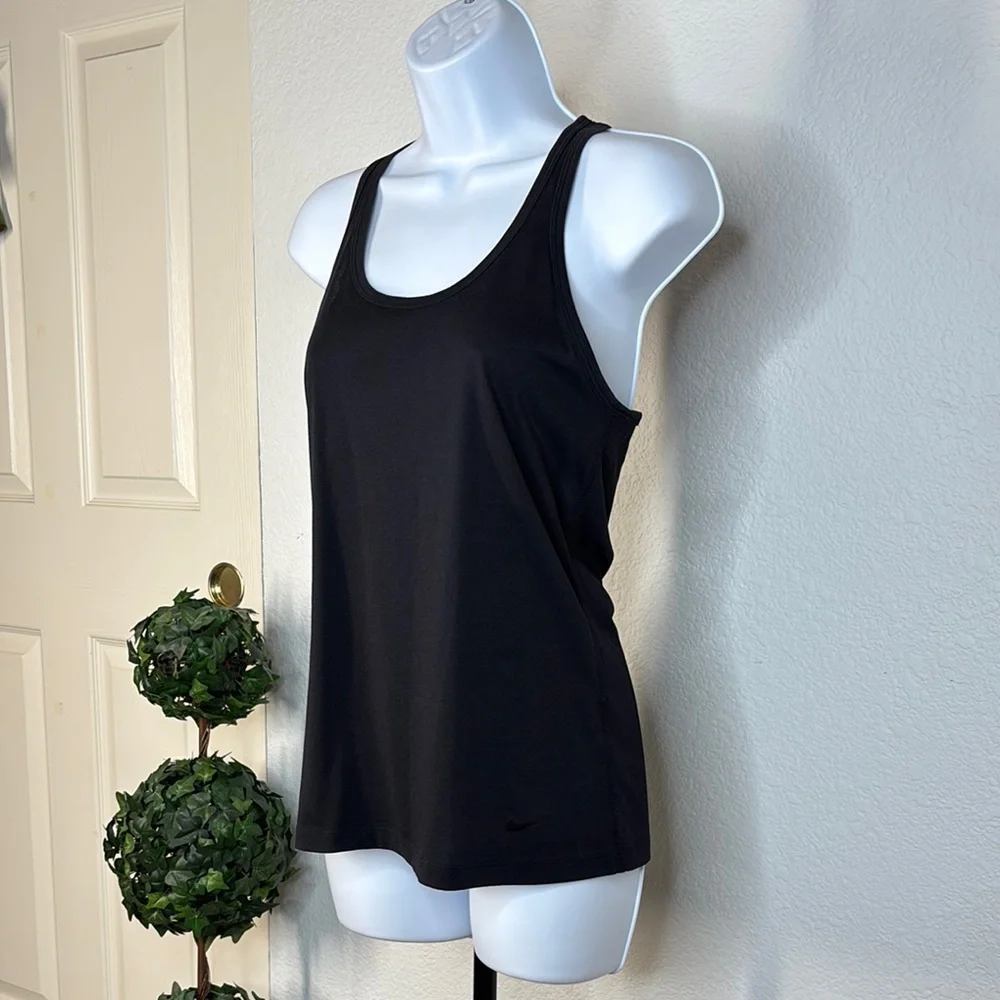 Nike Black Fitted Racer Back Tank Top